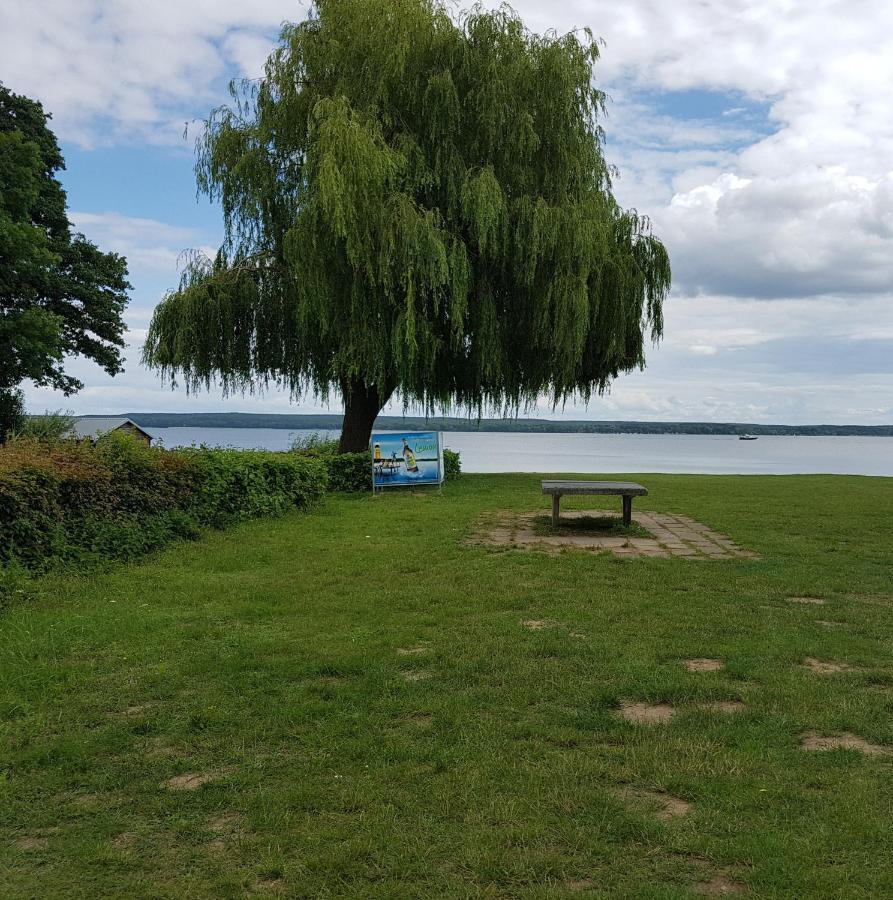 Ferienhaus Plau Am See, Direkt Am Wasser Ngoại thất bức ảnh
